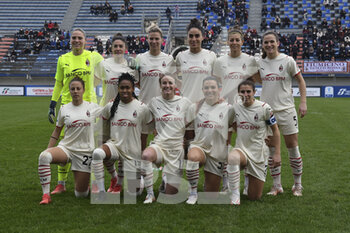 2022-01-05 - A.C. Milan team during the Women's Italian Supercup Semi-Final between A.S. Roma Women and A.C. Milan at the Domenico Francioni Stadium on 5th of January, 2022 in Latina, Italy. - AS ROMA VS AC MILAN - WOMEN SUPERCOPPA - SOCCER