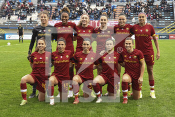2022-01-05 - A.S. Roma Team during the Women's Italian Supercup Semi-Final between A.S. Roma Women and A.C. Milan at the Domenico Francioni Stadium on 5th of January, 2022 in Latina, Italy. - AS ROMA VS AC MILAN - WOMEN SUPERCOPPA - SOCCER