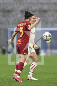 2022-01-05 - Alia Guagni of A.C. Milan and Lucia Guglielmo of AS Roma Women during the Women's Italian Supercup Semi-Final between A.S. Roma Women and A.C. Milan at the Domenico Francioni Stadium on 5th of January, 2022 in Latina, Italy. - AS ROMA VS AC MILAN - WOMEN SUPERCOPPA - SOCCER