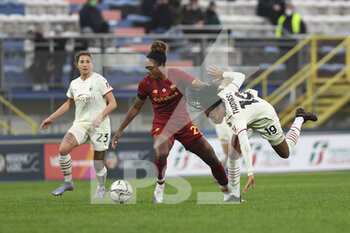 2022-01-05 - Allyson Swaby of AS Roma Women during the Women's Italian Supercup Semi-Final between A.S. Roma Women and A.C. Milan at the Domenico Francioni Stadium on 5th of January, 2022 in Latina, Italy. - AS ROMA VS AC MILAN - WOMEN SUPERCOPPA - SOCCER