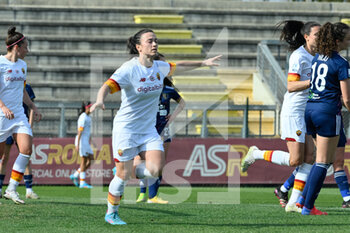 2022-02-13 - Valeria Pirone (AS Roma Women) celebrates after scoring the goal 2-1 during the Italian Football quarter final - Italian Cup Women 2021/2022 match between AS Roma Women vs FC Como Women at the Tre Fontane stadium on 13 February 2022. - AS ROMA VS FC COMO WOMEN - WOMEN ITALIAN CUP - SOCCER