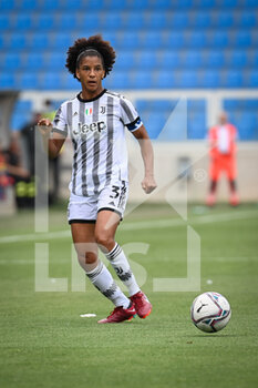 2022-05-22 - Sara Gama (Juventus) in action - FINAL - JUVENTUS FC - AS ROMA - WOMEN ITALIAN CUP - SOCCER