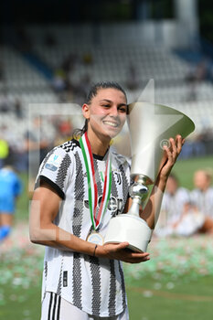 2022-05-22 - Agnese Bonfantini (Juventus) celebrate the victory of Italy Cup - FINAL - JUVENTUS FC - AS ROMA - WOMEN ITALIAN CUP - SOCCER