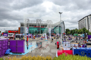 2022-07-06 - General view outside Old Trafford before the UEFA Women's Euro 2022, Group A football match between England and Austria on July 6, 2022 at Old Trafford in Manchester, England - FOOTBALL - WOMEN'S EURO 2022 - ENGLAND V AUSTRIA - UEFA EUROPEAN - SOCCER