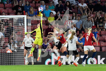 2022-07-07 - Jacqueline Burns (1) of Northern Ireland punches the ball away during the UEFA Women's Euro 2022, Group A football match between Norway and Northern Ireland on July 7, 2022 at the St Mary's Stadium in Southampton, England - FOOTBALL - WOMEN'S EURO 2022 - NORWAY V NORTHERN IRELAND - UEFA EUROPEAN - SOCCER