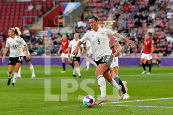 2022-07-07 - Demi Vance (3) of Northern Ireland during the UEFA Women's Euro 2022, Group A football match between Norway and Northern Ireland on July 7, 2022 at the St Mary's Stadium in Southampton, England - FOOTBALL - WOMEN'S EURO 2022 - NORWAY V NORTHERN IRELAND - UEFA EUROPEAN - SOCCER