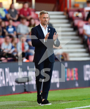 2022-07-07 - Norway coach Martin Sjogren during the UEFA Women's Euro 2022, Group A football match between Norway and Northern Ireland on July 7, 2022 at the St Mary's Stadium in Southampton, England - FOOTBALL - WOMEN'S EURO 2022 - NORWAY V NORTHERN IRELAND - UEFA EUROPEAN - SOCCER