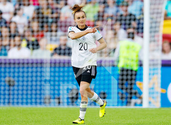 2022-07-08 - Lina Magull of Germany celebrates her goal 1-0 during the UEFA Women's Euro 2022, Group B football match between Germany and Denmark on July 8, 2022 at the Brentford Community Stadium in Brentford, England - FOOTBALL - WOMEN'S EURO 2022 - GERMANY V DENMARK - UEFA EUROPEAN - SOCCER
