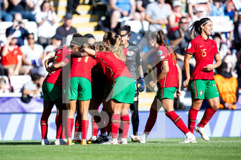 2022-07-09 - Portugal players celebrate the 2-2 goal during the UEFA Women's Euro 2022, Group C football match between Portugal and Switzerland on July 9, 2022 at Leigh Sports Village in Leigh, England - FOOTBALL - WOMEN'S EURO 2022 - PORTUGAL V SWITZERLAND - UEFA EUROPEAN - SOCCER