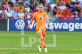 2022-07-09 - Jill Roord (6) of Netherlands during the UEFA Women's Euro 2022, Group C football match between Netherlands and Sweden on July 9, 2022 at Bramall Lane in Sheffield, England - FOOTBALL - WOMEN'S EURO 2022 - NETHERLANDS V SWEDEN - UEFA EUROPEAN - SOCCER