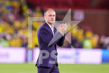 2022-07-09 - Mark Parsons, coach of Netherlands at full time during the UEFA Women's Euro 2022, Group C football match between Netherlands and Sweden on July 9, 2022 at Bramall Lane in Sheffield, England - FOOTBALL - WOMEN'S EURO 2022 - NETHERLANDS V SWEDEN - UEFA EUROPEAN - SOCCER