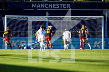 2022-07-10 - Penalty save by Belgium Goalkeeper Nicky Evrard during the UEFA Women's Euro 2022, Group D football match between Belgium and Iceland on July 10, 2022 at Manchester City Academy Stadium in Manchester, England - FOOTBALL - WOMEN'S EURO 2022 - BELGIUM V ICELAND - UEFA EUROPEAN - SOCCER