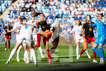 2022-07-10 - Iceland Forward Berglind Thorvaldsdottir scores a goal 0-1 during the UEFA Women's Euro 2022, Group D football match between Belgium and Iceland on July 10, 2022 at Manchester City Academy Stadium in Manchester, England - FOOTBALL - WOMEN'S EURO 2022 - BELGIUM V ICELAND - UEFA EUROPEAN - SOCCER