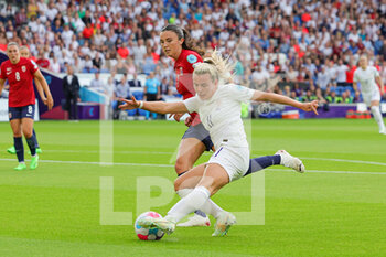 2022-07-11 - Lauren Hemp of England during the UEFA Women's Euro 2022, Group A football match between England and Norway on July 11, 2022 at the American Express Community Stadium in Brighton and Hove, England - FOOTBALL - WOMEN'S EURO 2022 - ENGLAND V NORWAY - UEFA EUROPEAN - SOCCER