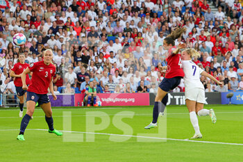 2022-07-11 - Beth Mead of England scores a goal 4-0 during the UEFA Women's Euro 2022, Group A football match between England and Norway on July 11, 2022 at the American Express Community Stadium in Brighton and Hove, England - FOOTBALL - WOMEN'S EURO 2022 - ENGLAND V NORWAY - UEFA EUROPEAN - SOCCER