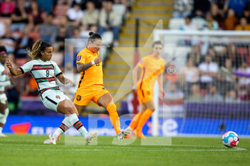 2022-07-13 - Portugal Forward Andreia Norton (8) and Sherida Spitse of Netherlands (8) during the UEFA Women's Euro 2022, Group C football match between Netherlands and Portugal on July 13, 2022 at Leigh Sports Village in Leigh, England - FOOTBALL - WOMEN'S EURO 2022 - NETHERLANDS V PORTUGAL - UEFA EUROPEAN - SOCCER