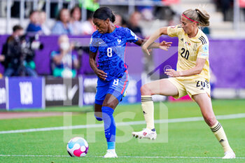 2022-07-14 - Grace Geyoro of France, Julie Biesmans of Belgium during the UEFA Women's Euro 2022, Group D football match between France and Belgium on July 14, 2022 at New York Stadium in Rotherham, England - FOOTBALL - WOMEN'S EURO 2022 - FRANCE V BELGIUM - UEFA EUROPEAN - SOCCER