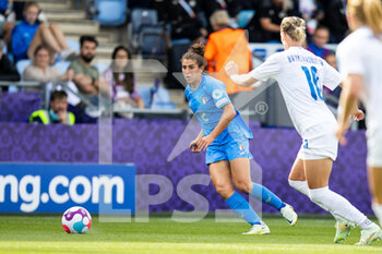 2022-07-14 - Italy Defender Valentina Bergamaschi (2) during the UEFA Women's Euro 2022, Group D football match between Italy and Iceland on July 14, 2022 at Manchester City Academy Stadium in Manchester, England - FOOTBALL - WOMEN'S EURO 2022 - ITALY V ICELAND - UEFA EUROPEAN - SOCCER