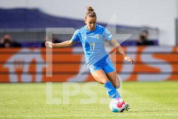 2022-07-14 - Italy Defender Lisa Boattin (17) during the UEFA Women's Euro 2022, Group D football match between Italy and Iceland on July 14, 2022 at Manchester City Academy Stadium in Manchester, England - FOOTBALL - WOMEN'S EURO 2022 - ITALY V ICELAND - UEFA EUROPEAN - SOCCER