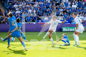 2022-07-14 - Alexandra Johannsdottir of Iceland during the UEFA Women's Euro 2022, Group D football match between Italy and Iceland on July 14, 2022 at Manchester City Academy Stadium in Manchester, England - FOOTBALL - WOMEN'S EURO 2022 - ITALY V ICELAND - UEFA EUROPEAN - SOCCER