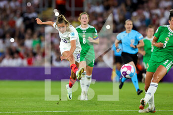 2022-07-15 - Ella Toone of England during the UEFA Women's Euro 2022, Group A football match between Northern Ireland and England on July 15, 2022 at the St Mary's Stadium in Southampton, England - FOOTBALL - WOMEN'S EURO 2022 - NORTHERN IRELAND V ENGLAND - UEFA EUROPEAN - SOCCER