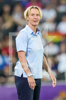2022-07-16 - Coach Martina Voss-Tecklenburg of Germany during the UEFA Women's Euro 2022, Group B football match between Finland and Germany on July 16, 2022 at Stadium MK in Milton Keynes, England - FOOTBALL - WOMEN'S EURO 2022 - FINLAND V GERMANY - UEFA EUROPEAN - SOCCER