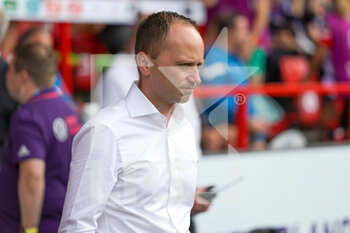 2022-07-17 - Coach Mark Parsons of Netherlands during the UEFA Women's Euro 2022, Group C football match between Switzerland and Netherlands on July 17, 2022 at Bramall Lane in Sheffield, England - FOOTBALL - WOMEN'S EURO 2022 - SWITZERLAND V NETHERLANDS - UEFA EUROPEAN - SOCCER