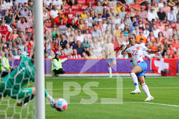 2022-07-17 - Esmee Brugts (22) of Netherlands during the UEFA Women's Euro 2022, Group C football match between Switzerland and Netherlands on July 17, 2022 at Bramall Lane in Sheffield, England - FOOTBALL - WOMEN'S EURO 2022 - SWITZERLAND V NETHERLANDS - UEFA EUROPEAN - SOCCER