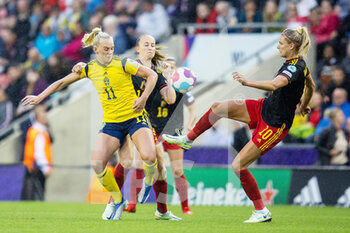 2022-07-22 - Stina Blackatenius of Sweden and Justine Vanhaevermaet of Belgium during the UEFA Women's Euro 2022, quarter final football match between Sweden and Belgium on July 22, 2022 at Leigh Sports Village in Leigh, England - FOOTBALL - WOMEN'S EURO 2022 - 1/4 - SWEDEN V BELGIUM - UEFA EUROPEAN - SOCCER