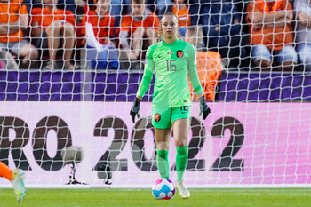 2022-07-23 - Daphne van Domselaar of the Netherlands during the UEFA Women's Euro 2022, quarter final football match between France and Netherlands on July 23, 2022 at New York Stadium in Rotherham, England - FOOTBALL - WOMEN'S EURO 2022 - 1/4 - FRANCE V NETHERLANDS - UEFA EUROPEAN - SOCCER