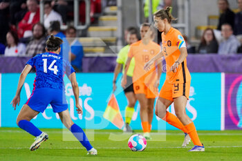 2022-07-23 - Charlotte Bilbault of France, Vivianne Miedema (c) of the Netherlands during the UEFA Women's Euro 2022, quarter final football match between France and Netherlands on July 23, 2022 at New York Stadium in Rotherham, England - FOOTBALL - WOMEN'S EURO 2022 - 1/4 - FRANCE V NETHERLANDS - UEFA EUROPEAN - SOCCER