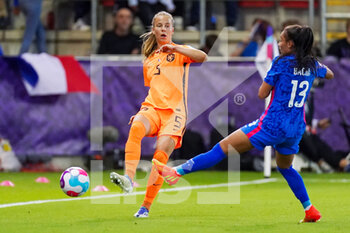 2022-07-23 - Lynn Wilms of the Netherlands, Selma Bacha of France during the UEFA Women's Euro 2022, quarter final football match between France and Netherlands on July 23, 2022 at New York Stadium in Rotherham, England - FOOTBALL - WOMEN'S EURO 2022 - 1/4 - FRANCE V NETHERLANDS - UEFA EUROPEAN - SOCCER