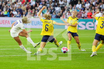 2022-07-26 - Georgia Stanway (10) of England during the UEFA Women's Euro 2022, semi final football match between England and Sweden on July 26, 2022 at Bramall Lane in Sheffield, England - FOOTBALL - WOMEN'S EURO 2022 - 1/2 - ENGLAND V SWEDEN - UEFA EUROPEAN - SOCCER