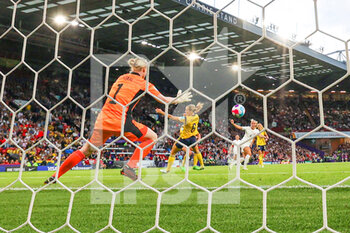 2022-07-26 - Beth Mead (7) of England scores a goal 1-0 during the UEFA Women's Euro 2022, semi final football match between England and Sweden on July 26, 2022 at Bramall Lane in Sheffield, England - FOOTBALL - WOMEN'S EURO 2022 - 1/2 - ENGLAND V SWEDEN - UEFA EUROPEAN - SOCCER