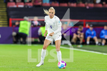 2022-07-26 - Alex Greenwood (5) of England during the UEFA Women's Euro 2022, semi final football match between England and Sweden on July 26, 2022 at Bramall Lane in Sheffield, England - FOOTBALL - WOMEN'S EURO 2022 - 1/2 - ENGLAND V SWEDEN - UEFA EUROPEAN - SOCCER