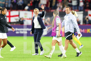 2022-07-26 - Coach Sarina Wiegman of England celebrates at full time during the UEFA Women's Euro 2022, semi final football match between England and Sweden on July 26, 2022 at Bramall Lane in Sheffield, England - FOOTBALL - WOMEN'S EURO 2022 - 1/2 - ENGLAND V SWEDEN - UEFA EUROPEAN - SOCCER