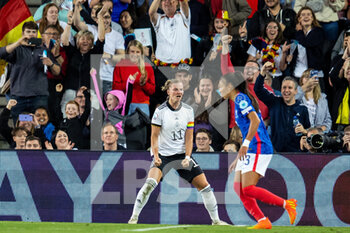 2022-07-27 - Alexandra Popp of Germany celebrates her goal 2-1 during the UEFA Women's Euro 2022, semi final football match between Germany and France on July 27, 2022 at stadium:mk in Milton Keynes, England - FOOTBALL - WOMEN'S EURO 2022 - 1/2 - GERMANY V FRANCE - UEFA EUROPEAN - SOCCER