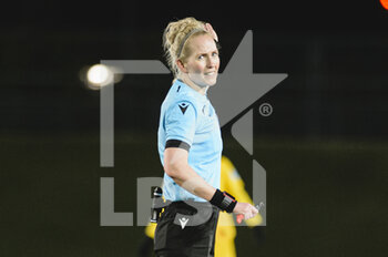 2022-03-22 - 20.03.2022, Madrid, Spain.  Referee Lina Lehtovaara in action during the UEFA Women's Champions League match between Real Madrid and FC Barcelona at Estadio Alfredo Di Stefano on 20 March 2022 in Madrid Spain. - REAL MADRID VS FC BARCELONA - UEFA CHAMPIONS LEAGUE WOMEN - SOCCER