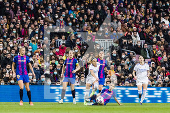 2022-03-30 - Claudia Zornoza of Real Madrid in action against Aitana Bonmati of FC Barcelona during the UEFA Women's Champions League, Quarter-finals, 2nd leg football match between FC Barcelona and Real Madrid CF on March 30, 2022 at Camp Nou stadium in Barcelona, Spain - FC BARCELONA VS REAL MADRID CF - UEFA CHAMPIONS LEAGUE WOMEN - SOCCER