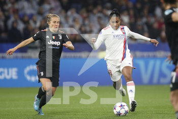 2022-03-31 - Catarina MACARIO of Lyon and Valentina CERNOIA of Juventus during the UEFA Women's Champions League, Quarter-finals, 2nd leg football match between Olympique Lyonnais (Lyon) and Juventus FC on March 31, 2022 at Groupama stadium in Decines-Charpieu near Lyon, France - OLYMPIQUE LYONNAIS (LYON) VS JUVENTUS FC - UEFA CHAMPIONS LEAGUE WOMEN - SOCCER