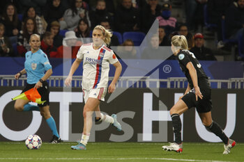 2022-03-31 - Lindsey HORAN of Lyon and Linda SEMBRANT of Juventus during the UEFA Women's Champions League, Quarter-finals, 2nd leg football match between Olympique Lyonnais (Lyon) and Juventus FC on March 31, 2022 at Groupama stadium in Decines-Charpieu near Lyon, France - OLYMPIQUE LYONNAIS (LYON) VS JUVENTUS FC - UEFA CHAMPIONS LEAGUE WOMEN - SOCCER