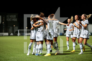 2022-08-18 - Cristiana Girelli of Juventus Women celebrating with team after a goal during the football match Juventus Women and Racing Fc Union of the first qualifying round of the Uefa Women’s Champions League on August 18, 2022 at Juventus Training Ground, Turin, Italy. Photo Nderim Kaceli - JUVENTUS WOMEN VS RACING UNION - UEFA CHAMPIONS LEAGUE WOMEN - SOCCER