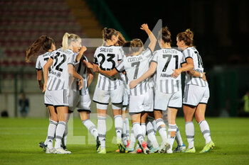 2022-09-28 - Gunnarsdottir of Juventus Women celebrating with team mates after a goal during the Women’s UEFA Champions League, Preliminary round, Seconda match between Juventus Women and Hb Koge, on 28 September 2022 at Moccagatta stadium in Alessandria, Italy. Photo Nderim Kaceli - JUVENTUS WOMEN VS KOGE - UEFA CHAMPIONS LEAGUE WOMEN - SOCCER