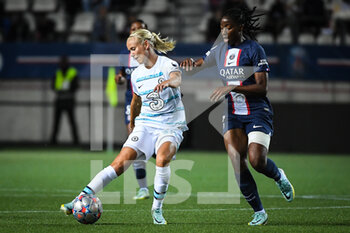 2022-10-20 - Pernille HARDER of Chelsea and Oriane JEAN-FRANCOIS of PSG during the UEFA Women's Champions League, Group A football match between Paris Saint-Germain and Chelsea on October 20, 2022 at Jean Bouin stadium in Paris, France - FOOTBALL - WOMEN'S CHAMPIONS LEAGUE - PARIS SG V CHELSEA - UEFA CHAMPIONS LEAGUE WOMEN - SOCCER