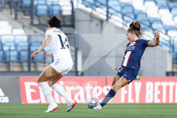 2022-10-26 - Lieke Martens of PSG and Kathellen Sousa Feitoza of Real Madrid during the UEFA Women’s Champions League, Group A football match between Real Madrid and Paris Saint-Germain on October 26, 2022 at Alfredo Di Stefano stadium in Valdebebas, Madrid, Spain - FOOTBALL - WOMEN'S CHAMPIONS LEAGUE - REAL MADRID V PARIS SG - UEFA CHAMPIONS LEAGUE WOMEN - SOCCER
