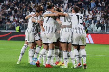 2022-10-27 - celebration gol Juventus Women) - JUVENTUS WOMEN VS OLYMPIQUE LYONNAIS - UEFA CHAMPIONS LEAGUE WOMEN - SOCCER