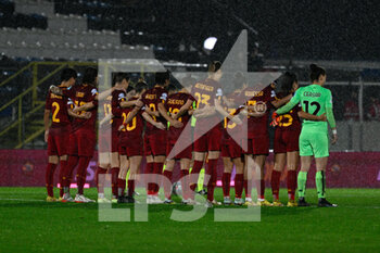 2022-12-16 - minute of silence in memory of Sinisa Mihajlovic during the UEFA Women’s Champions League 2022/23 match between AS Roma vs SKN St. Polten at the Domenico Francioni stadium Latina on 16 December 2022. - AS ROMA VS SKN ST. POLTEN - UEFA CHAMPIONS LEAGUE WOMEN - SOCCER