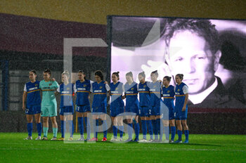 2022-12-16 - minute of silence in memory of Sinisa Mihajlovic during the UEFA Women’s Champions League 2022/23 match between AS Roma vs SKN St. Polten at the Domenico Francioni stadium Latina on 16 December 2022. - AS ROMA VS SKN ST. POLTEN - UEFA CHAMPIONS LEAGUE WOMEN - SOCCER