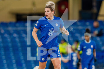 2022-12-22 - Chelsea defender Millie Bright during the UEFA Women's Champions League football match between Chelsea and Paris Saint-Germain on December 22, 2022 at Stamford Bridge stadium in London, England - FOOTBALL - WOMEN'S CHAMPIONS LEAGUE - CHELSEA V PARIS SG - UEFA CHAMPIONS LEAGUE WOMEN - SOCCER