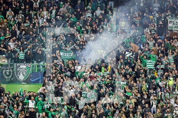 2022-02-15 - Sporting CP fans during the UEFA Champions League, round of 16, 1st leg football match between Sporting Lisbon and Manchester City on February 15 2022 at Estadio Jose Alvalade in Lisbon, Portugal - SPORTING LISBON VS MANCHESTER CITY - UEFA CHAMPIONS LEAGUE - SOCCER